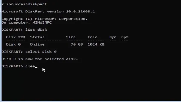 Cleaning the selected disk in DiskPart